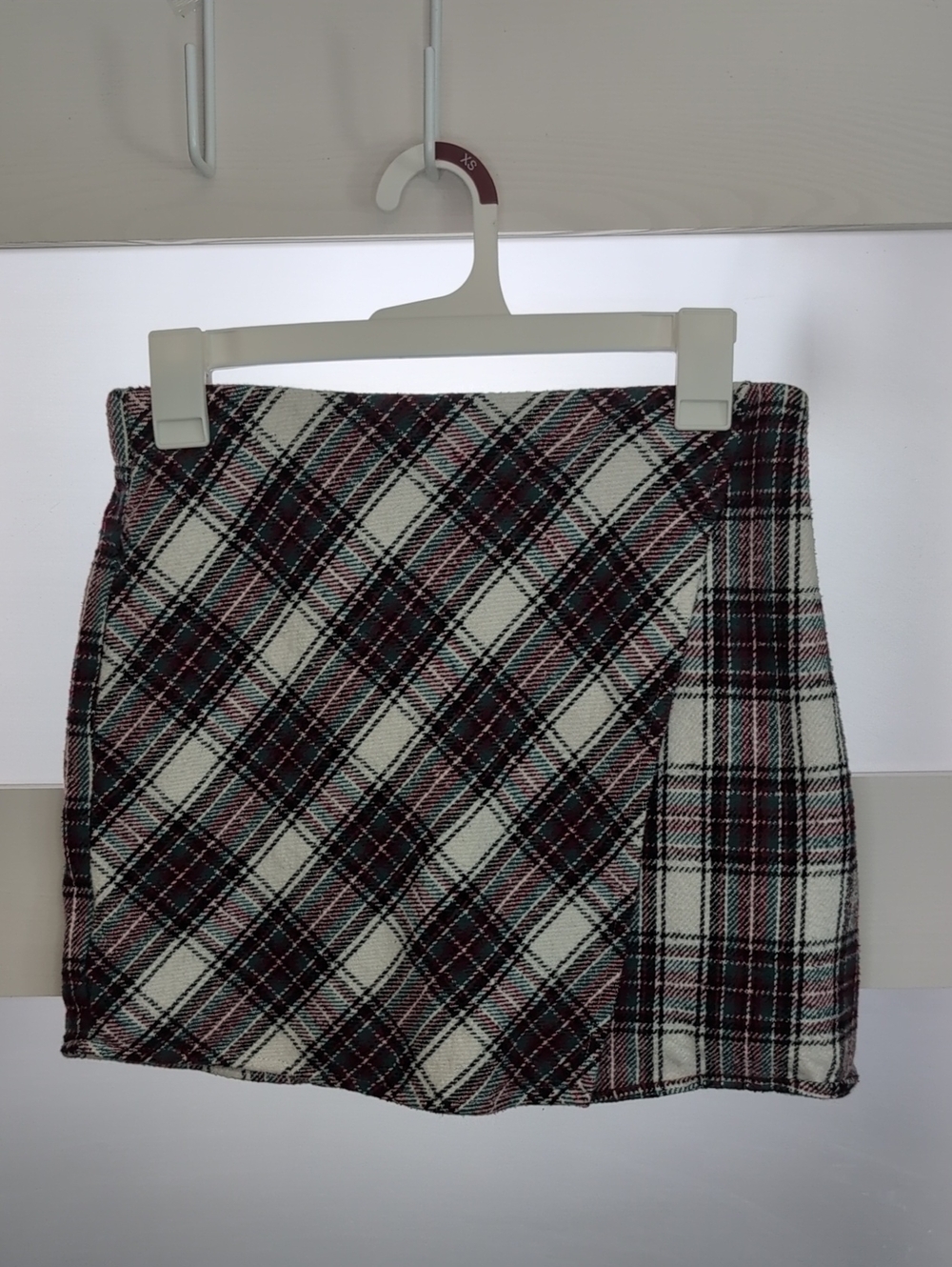 SO Girls Christmas Skirt